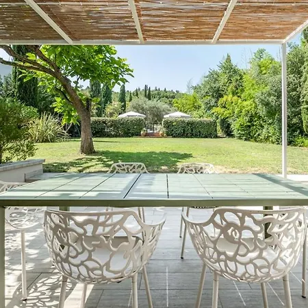 Alosa-Terrace-Groundfloor Flat-Pool-Garden Villa Céret