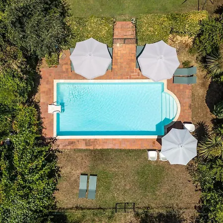 Alosa-Terrace-Groundfloor Flat-Pool-Garden