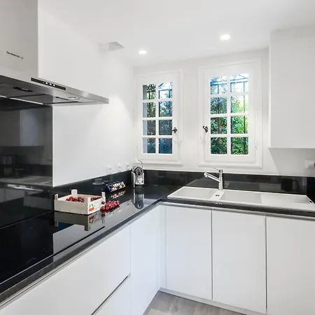 ヴィラ Alosa-terrace-groundfloor Flat-pool-garden *