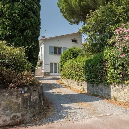 Alosa-terrace-groundfloor Flat-pool-garden
